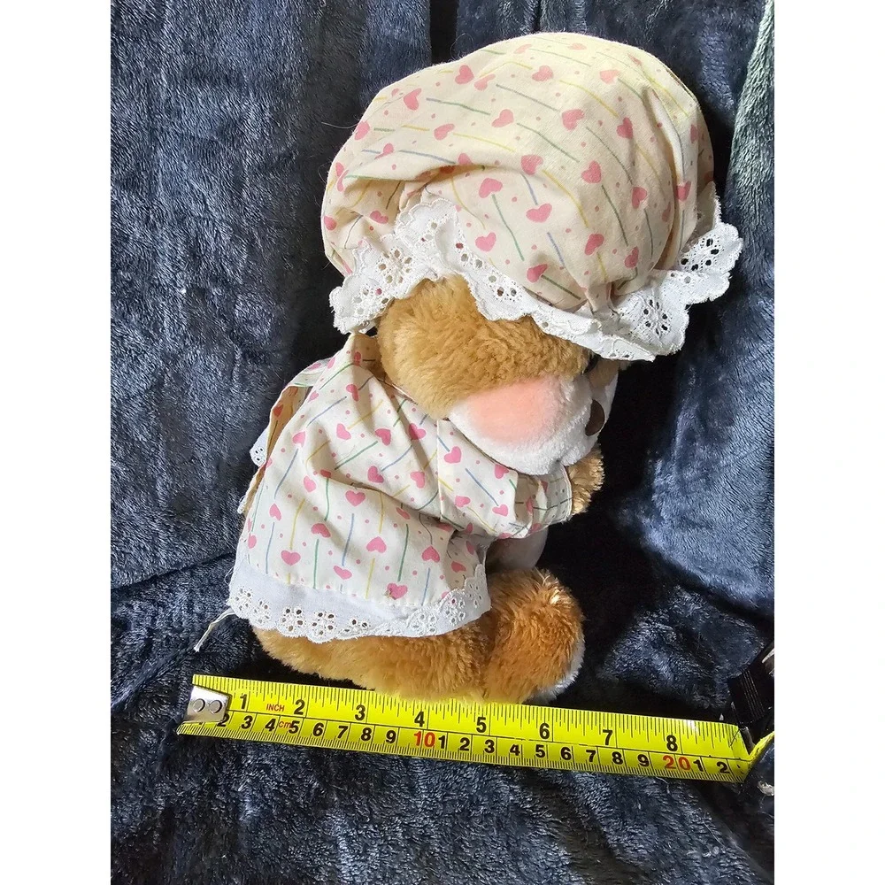 Fisher-Price Sleepytime Girl Bear with Cap & Gown 12